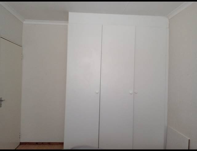 2 BEDROOM SECTIONAL TITLE FOR SALE IN BOKSBURG NORTH